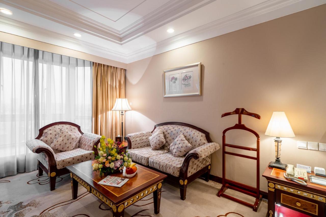 Maritim Hotel Taicang Garden Екстер'єр фото